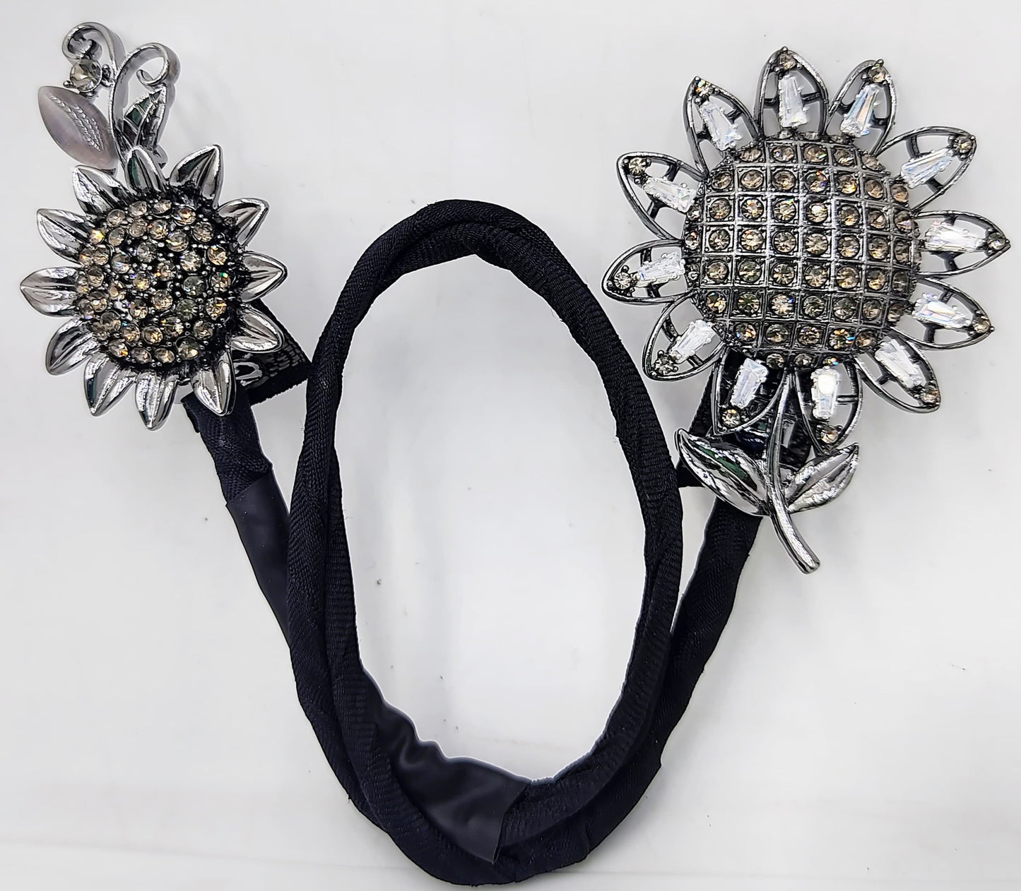 Magic Bun Maker with Rhinestone